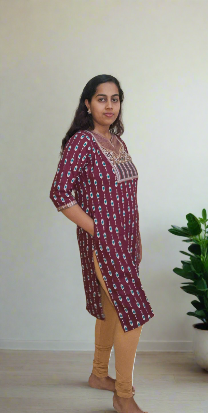 Aavasa branded kurti