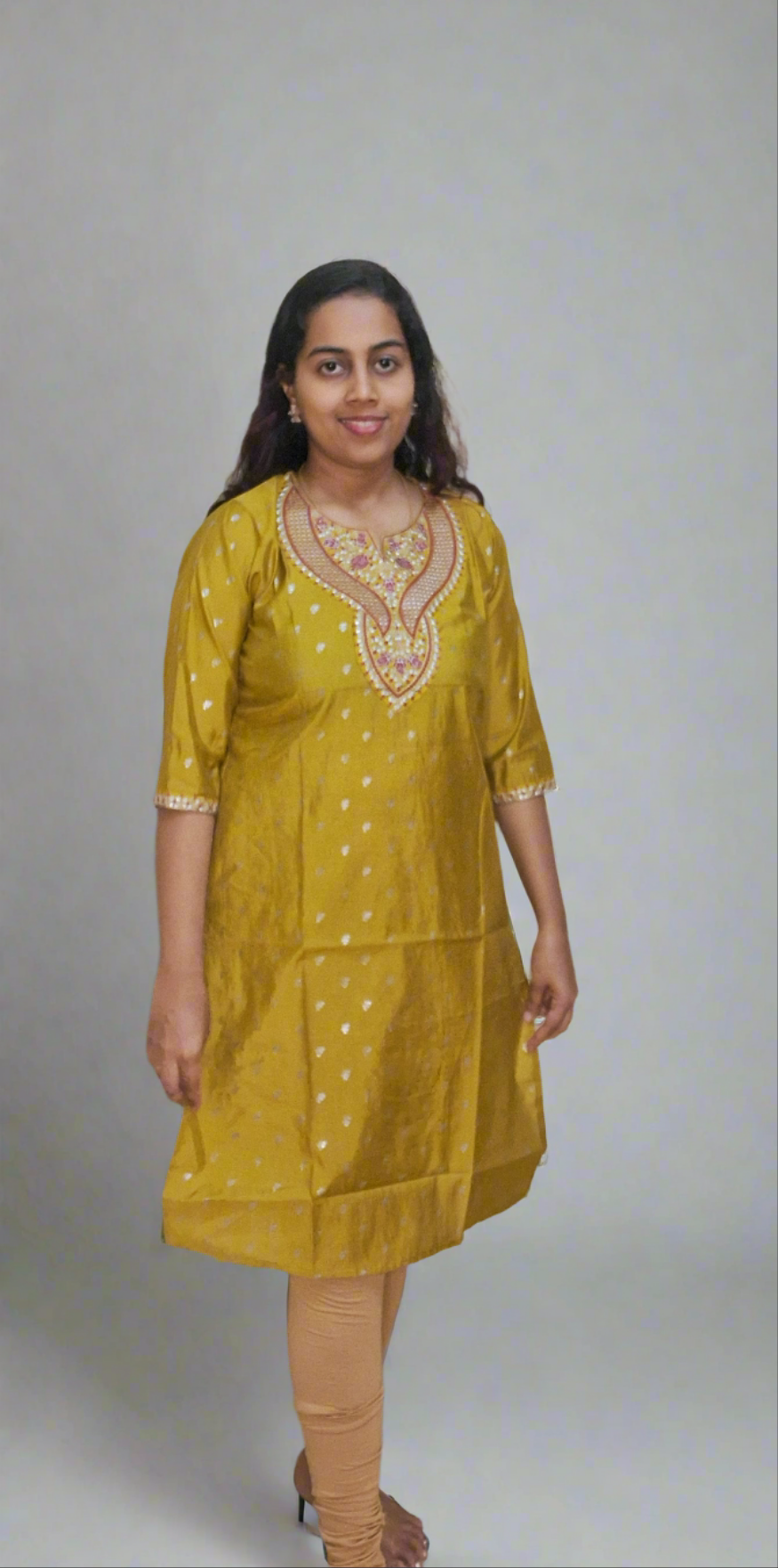 Aavasa branded kurti